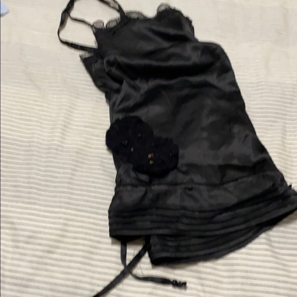 Beautiful blouse - Picture 2 of 9
